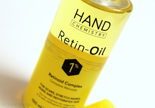 kk-hand-chemistry-close